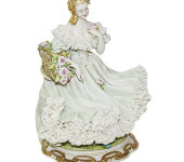 Статуэтка "Весна" (дама с цветами) с кружевами, Porcellane Principe