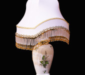 Лампа овальная, белая с рисунком ландыш, h 65 cm 487/MU-L2