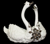 Скульптура "Лебединая пара", белый с платиновым декором, 24 см, Bruno Costenaro