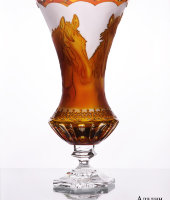 Ваза хрустальная "Аладдин - Лошади", амбер, 2501/32, Arnstadt Kristall