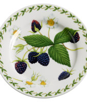 Тарелка Ежевика в подарочной упаковке