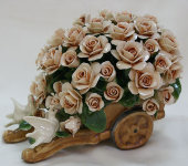 Декоративная тележка с розами и птичками, Artigiano Capodimonte