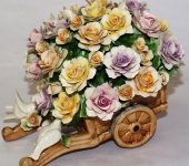 Декоративная тележка с розами и птичками, Artigiano Capodimonte 