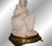 Статуэтка "Материнство"на подставке бронзового цвета, Porcellane Principe