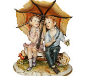 Статуэтка "Ребёнок под зонтиком", La Medea