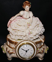  Часы "Девушка с цветами", Porcellane Principe