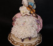 Статуэтка "Дама со скрипкой", Porcellane Principe