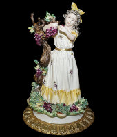 Статуэтка "Девушка с виноградом", Cattin