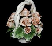 Декоративная корзина с ручкой и розами, Artigiano Capodimonte 