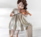 Фарфоровая кукла "Скрипачка", Sibania