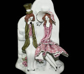 Скульптура "Пара сидящая на каменной скамейке", Zampiva