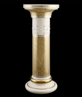 Колонна "Гелиос", Ahura