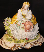 Статуэтка "Дама со шляпой", Porcellane Principe