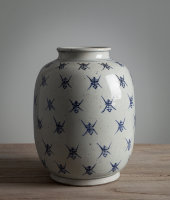 Ваза Династия Минг, Roomers