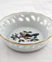 Прорезная тарелка, Hollohaza Porcelain 