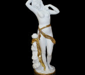 Скульптура "Дама с губкой", Tiche Porcellane