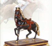 Скульптура лошади "Гранд Националь", Credan S.A.