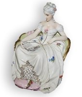 Статуэтка "Дама в кресле с книгой", Elite & Fabris