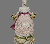 Статуэтка "Леди с корзинами цветов", Porcellane Principe 