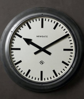 Часы Дифрент , RESTORATION HARDWARE